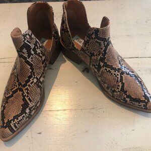 Steve Madden Women's Joella Booties Size 7.5